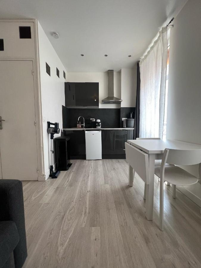 Apartment Location Near The Sacre-coeur Paris